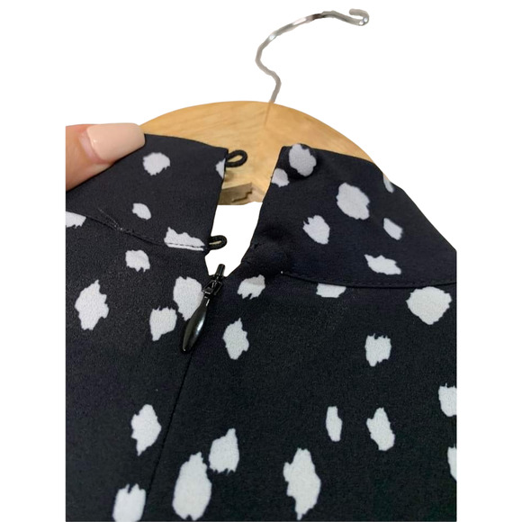 ecru Ross Mock Neck Long Sleeve Black White Spotted Blouse Size Small #3991WT - Picture 7 of 8